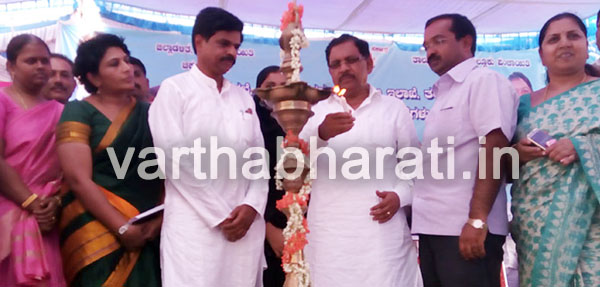 ರಾಜ್ಯ ಸರಕಾರದ 165 ಭರವಸೆಗಳಲ್ಲಿ 135 ಭರವಸೆಗಳ ಈಡೇರಿಕೆ: ಡಾ.ಜಿ.ಪರಮೇಶ್ವರ್